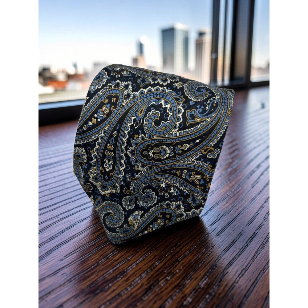 Brooks Brothers Makers All Silk Tie Navy Blue Paisley USA 57” x 3.75”